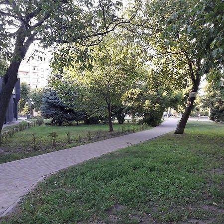 Апартаменты в центре Черкассы Экстерьер фото