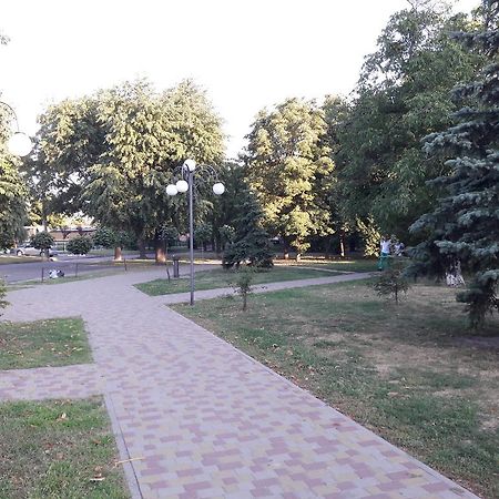 Апартаменты в центре Черкассы Экстерьер фото