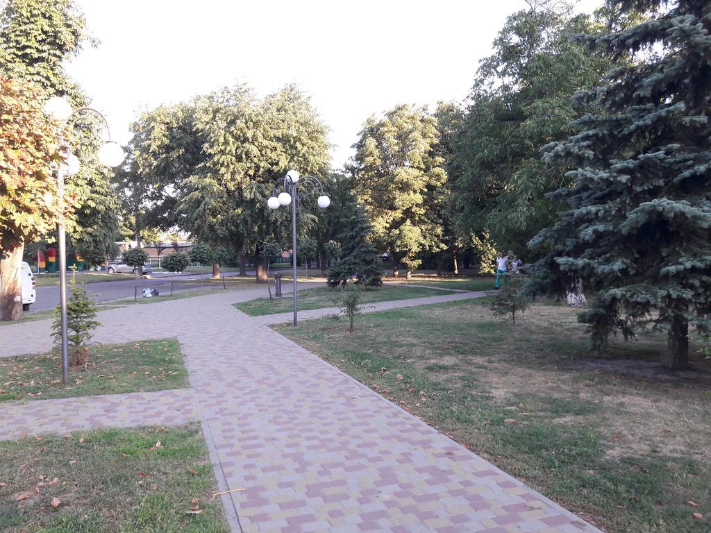 Апартаменты в центре Черкассы Экстерьер фото